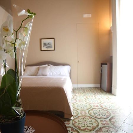 San Paolo Rooms Centro Storico Napoli Bagian luar foto